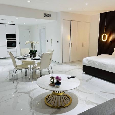 Luxury Casa Premium Studio Apartments - With Full Kitchen, Balcony At Jbr Beach Dubaï Extérieur photo