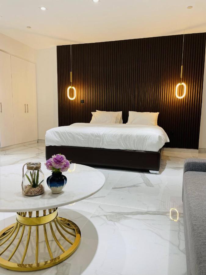 Luxury Casa Premium Studio Apartments - With Full Kitchen, Balcony At Jbr Beach Dubaï Extérieur photo