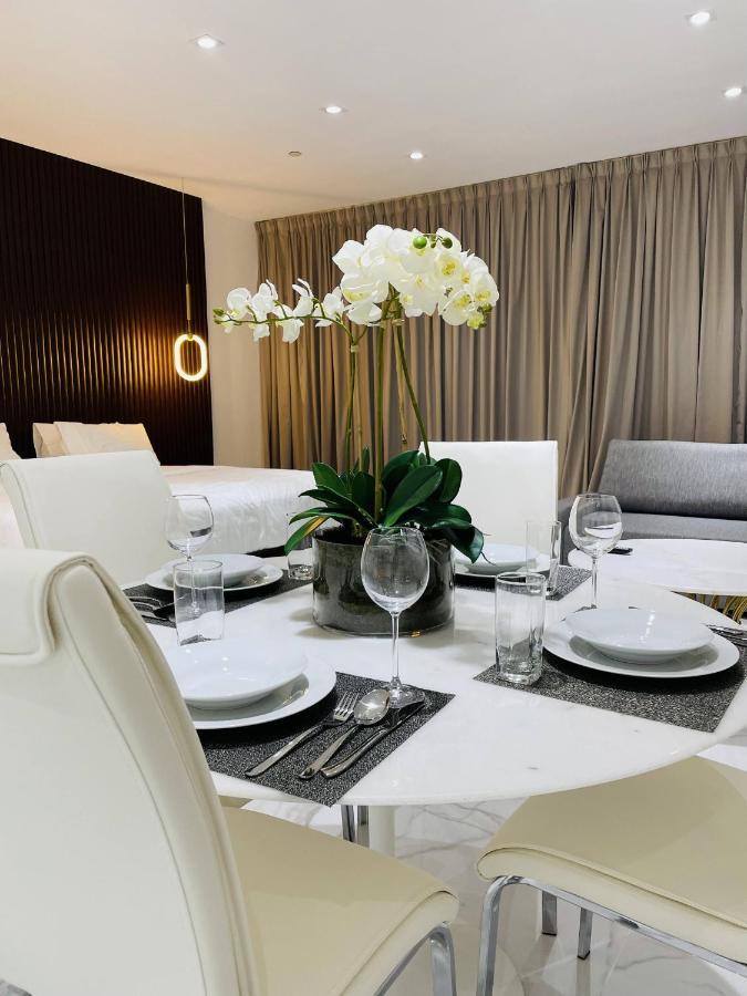 Luxury Casa Premium Studio Apartments - With Full Kitchen, Balcony At Jbr Beach Dubaï Extérieur photo