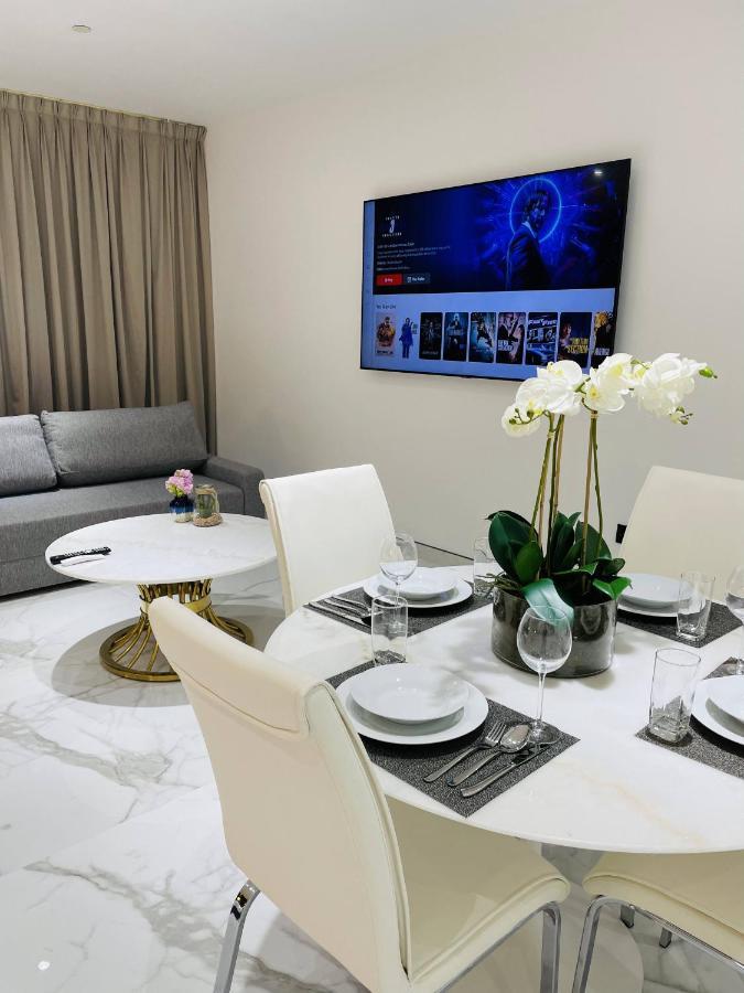 Luxury Casa Premium Studio Apartments - With Full Kitchen, Balcony At Jbr Beach Dubaï Extérieur photo